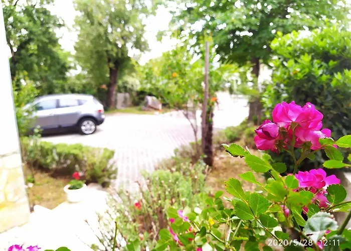 And With Parking Space - 19860 3*